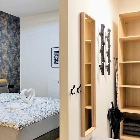 Grand - Wellness Luxusni S Velkou Virivkou, Saunou, Kuchyni A Venkovnim Posezenim V Centru Harrachova *