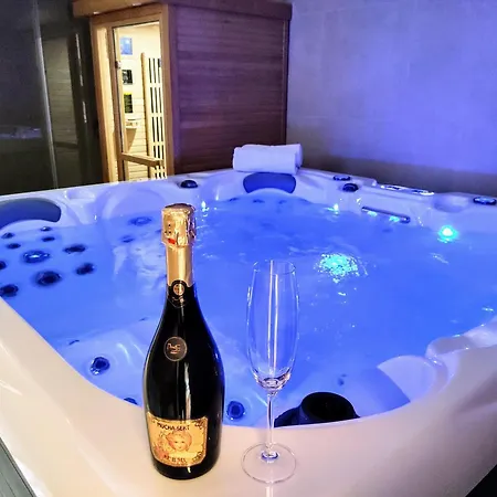 Apartment Grand Harrachov: Luxury Wellness With Jacuzzi & Sauna Harrachov