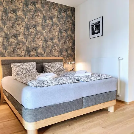 Grand - Wellness Luxusni S Velkou Virivkou, Saunou, Kuchyni A Venkovnim Posezenim V Centru Harrachova Daire
